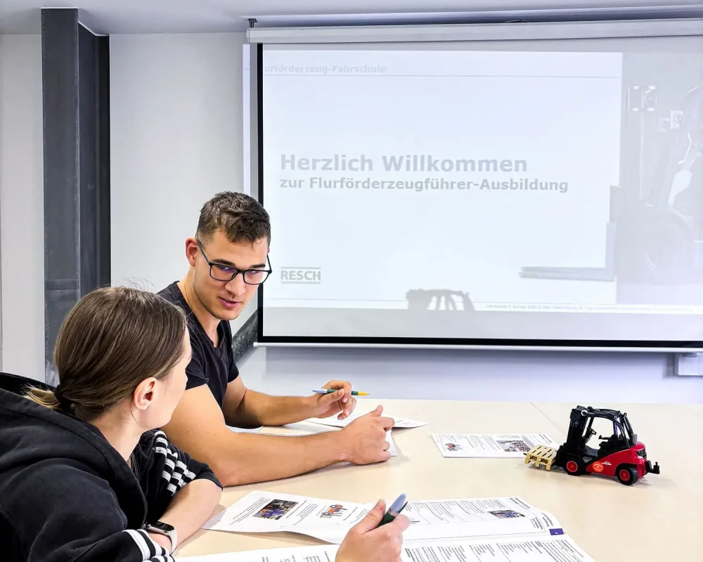 KIRSCH-Logistik-Service_Ausbildung_5.webp KIRSCH-Logistik-Service_Ausbildung_5.webp